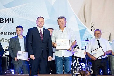 В Новотроицке отметили День металлурга